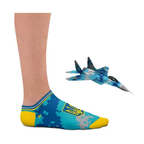 GhostOfKiyv_LowSocks_Card.jpg